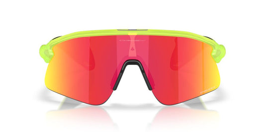Anteojos De Sol Oakley OO9517 Stunt Devil Matte Uranium Prizm Ruby