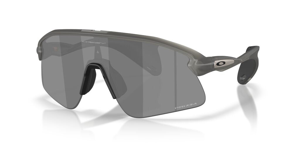 Anteojos De Sol Oakley OO9517 Stunt Devil Grey Smoke Prizm Black – OPV